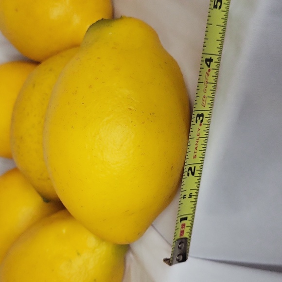 Fake lemons set of 8 summer home decor faux fruit food yellow realistic - Picture 4 of 9